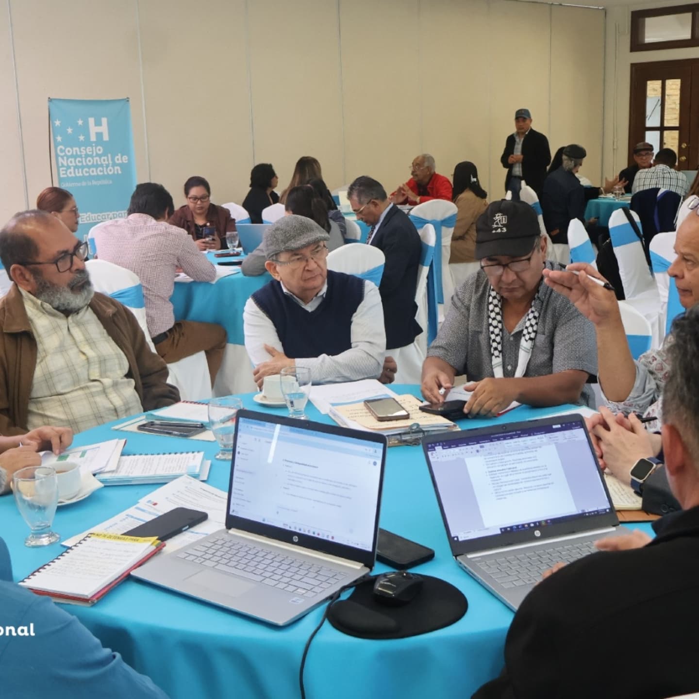 CONSTRUCCIÓN DEL MODELO EDUCATIVO REFUNDACIONAL DE PAÍS